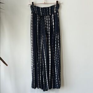 ShoShi Sz M/L Tie Dye Maxi Wide Leg Pants